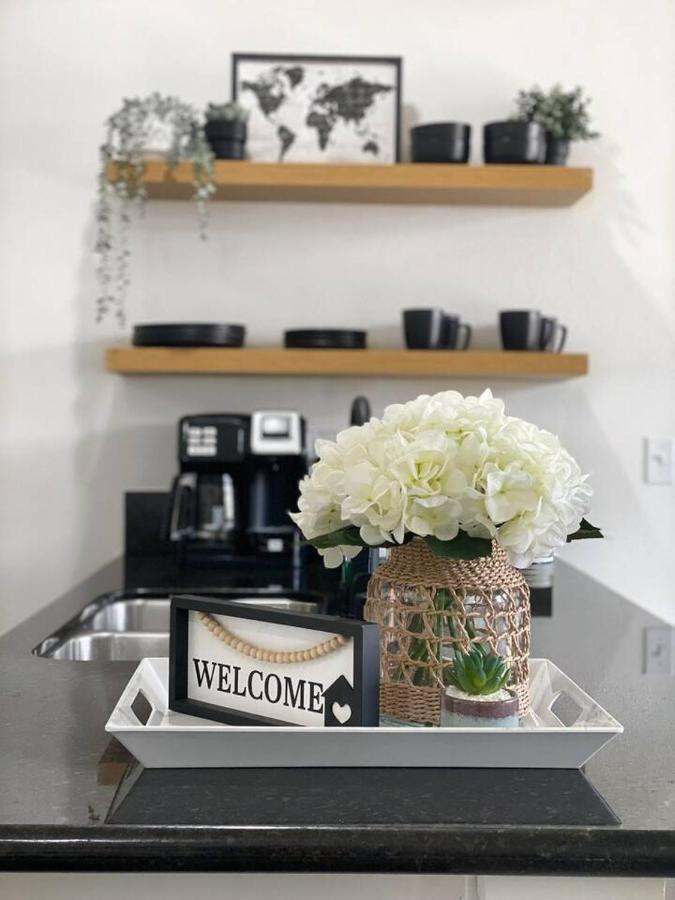 Apartment Luxurious Walking Distance To Bay! San Diego